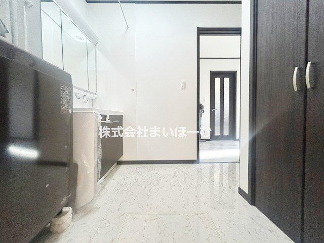 ��ʌ��t�����s���㓌7���ڂ̒��È�ˌ��Ă̐��ʑ�E���ʏ�