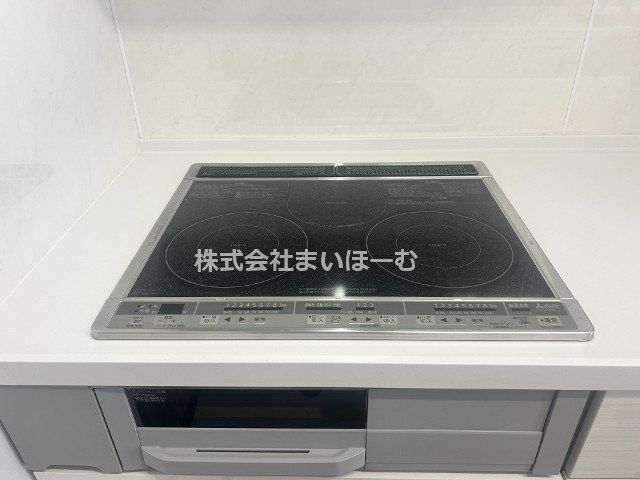 ��ʌ��t�����s���㓌7���ڂ̒��È�ˌ��ẴL�b�`��