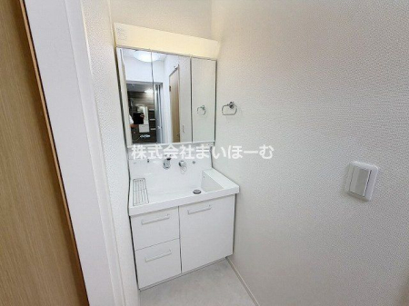 ��ʌ��������܎s�΋擹�c�y4���ڂ̒��È�ˌ��Ă̐��ʑ�E���ʏ�