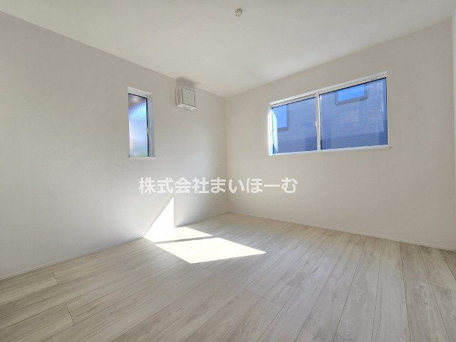 ʌs厚L ̐VzˌĂ̂̑