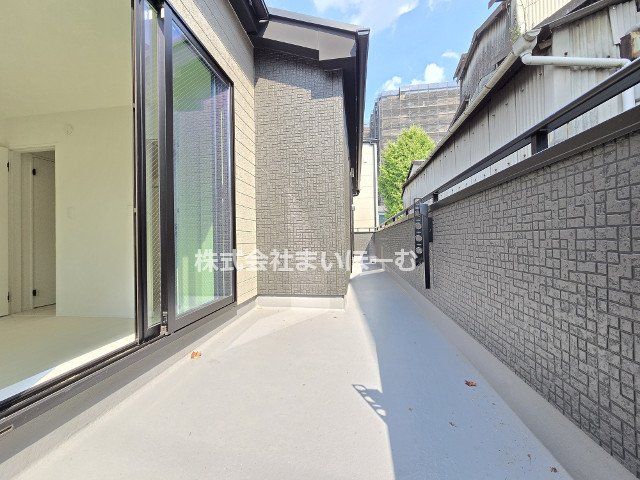 ʌs1ڂ̐VzˌẴoRj[