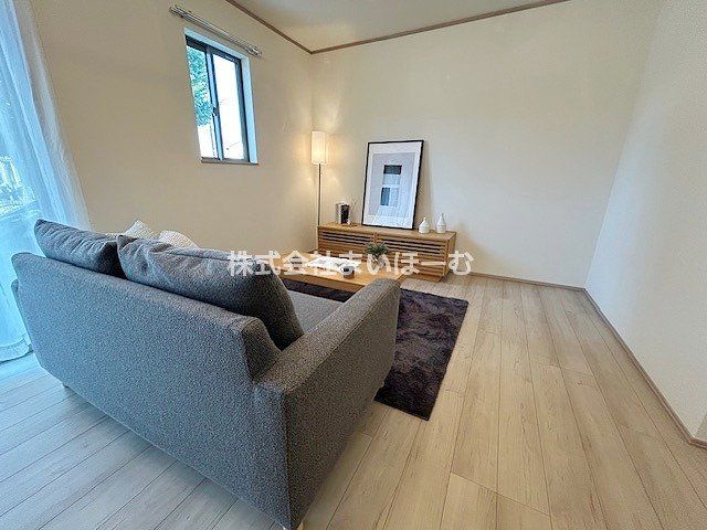 ʌs̉5ڂ̐VzˌẴrO