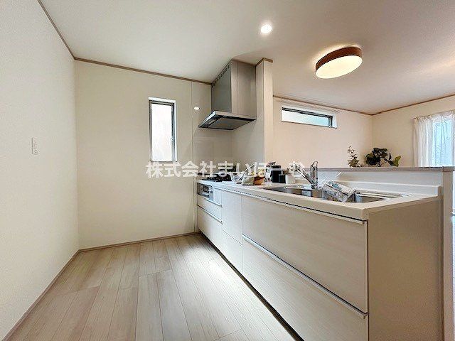 ʌs̉5ڂ̐VzˌẴLb`