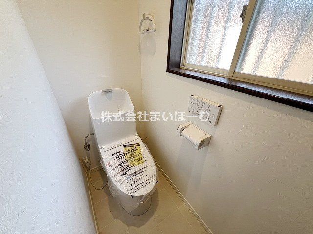 ʌ܎s΋q4ڂ̒ÈˌẴgC