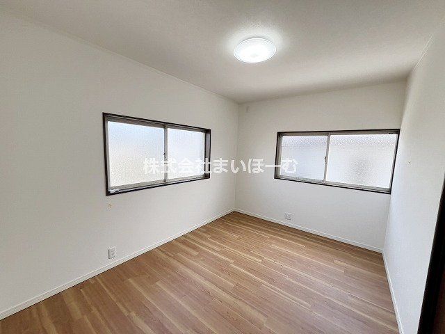 ʌ܎s΋q4ڂ̒ÈˌĂ̂̑