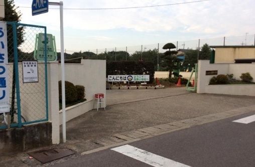 ʌ܎s΋q4ڂ̒ÈˌĂ̎ӊ