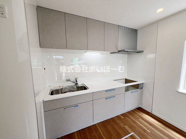 ʌ܎s΋q4ڂ̒ÈˌẴLb`