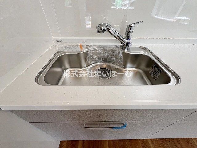 ʌ܎s΋q4ڂ̒ÈˌẴLb`