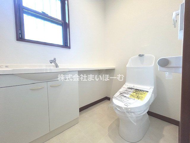 ʌ܎s΋厚q ̒ÈˌẴgC