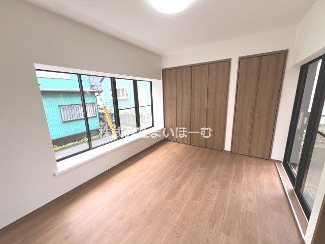 ʌzJsԖ쒬5ڂ̒ÈˌĂ̂̑