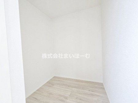 [@yEH[NCN[[bgzЂ`Ԃɐ݌vꂽEH[NCN[[bgBIȂǂݒu莩D݂̃JX^}CY\ł