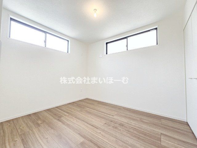 ʌs̉3ڂ̐VzˌĂ̂̑