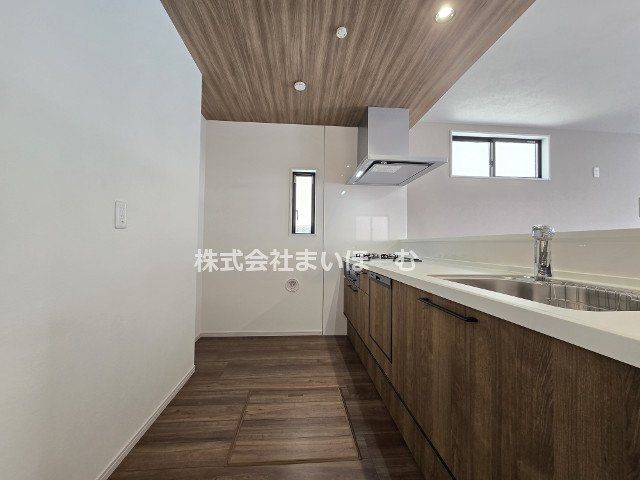 ʌs̉3ڂ̐VzˌẴLb`