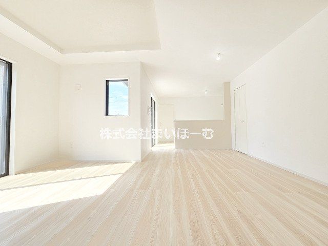 ʌs厚s501̐VzˌẴrO