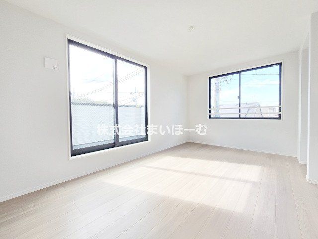 ʌ܎sYa搣5ڂ̐VzˌĂ̂̑