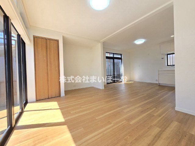 ʌs씵J2ڂ̒ÈˌẴrO