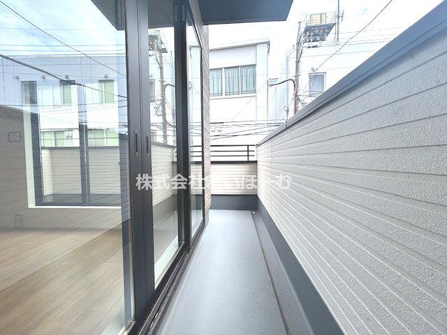 ʌs3ڂ̐VzˌẴoRj[