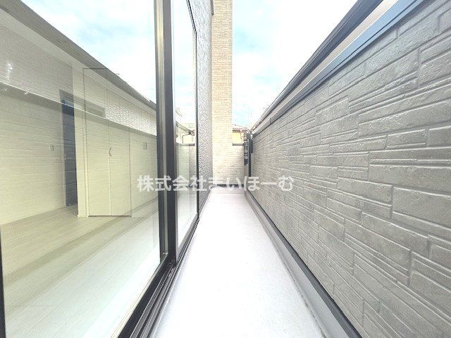 ʌs씵J5ڂ̐VzˌẴoRj[