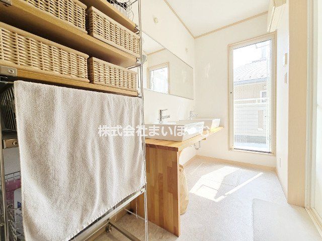 ʌs씵J5ڂ̒ÈˌĂ̐ʑEʏ