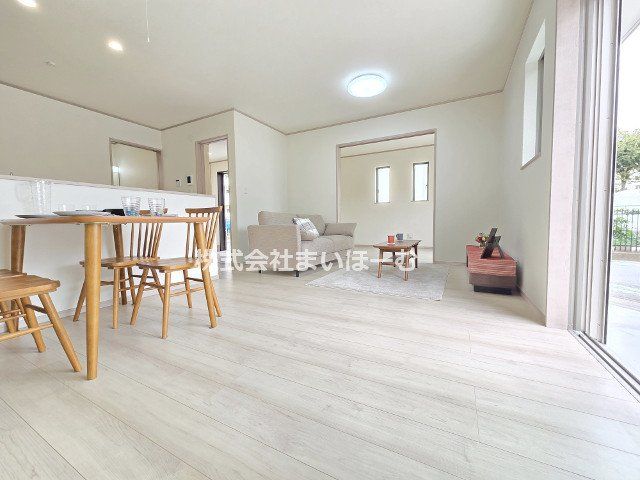 ʌsJΒ2ڂ̐VzˌẴrO