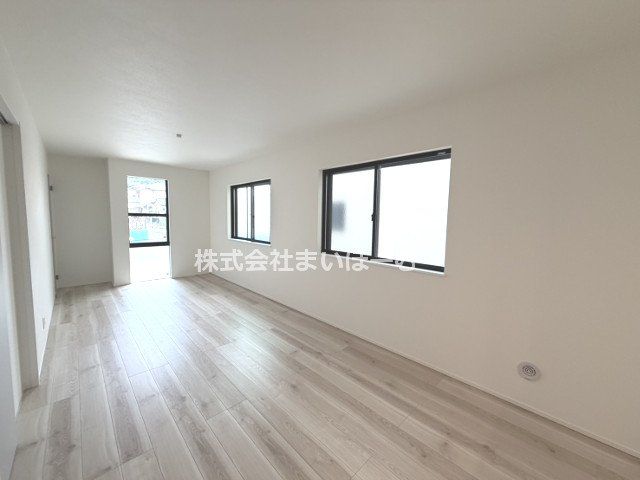 ʌ܎s΋{{2ڂ̒ÈˌẴrO