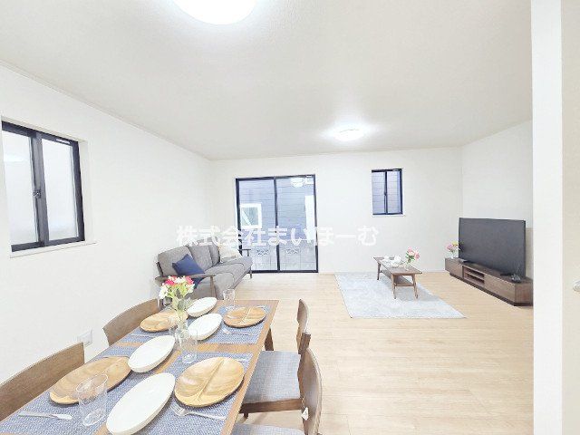 ��ʌ�����s�k���� �̐V�z��ˌ��Ẵ��r���O