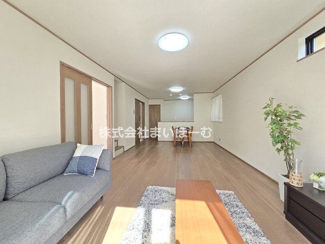 ʌs≺3ڂ̐VzˌẴrO