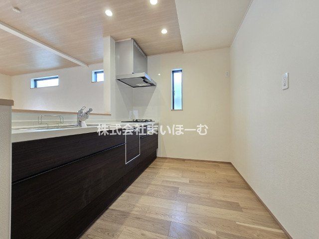 skԉHk1ڂ̐VzˌẴLb`