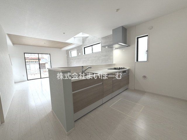 ʌ܎s΋厚O ̐VzˌẴLb`