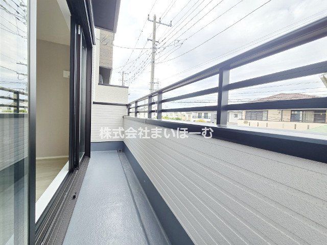 ʌs2ڂ̐VzˌẴoRj[