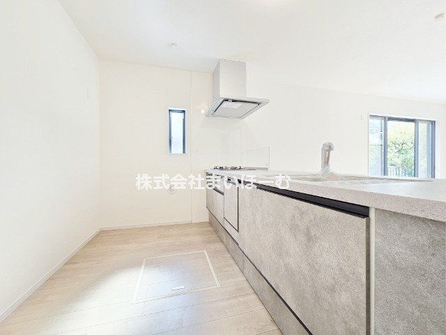 ʌsJ{4ڂ̐VzˌẴLb`