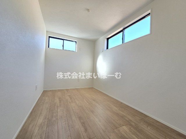 ��ʌ�����s����3���ڂ̐V�z��ˌ��Ă̂��̑�����