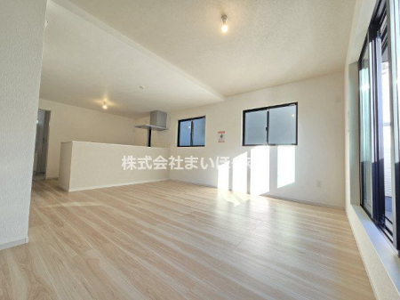 s{ؓ쒬 ̐VzˌẴrO