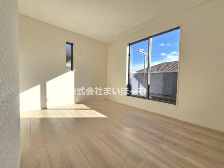 ��ʌ�����s�˒�5���ڂ̐V�z��ˌ��Ă̂��̑�����