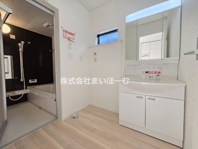 ��ʌ�����s����1���ڂ̐V�z��ˌ��Ă̐��ʑ�E���ʏ�