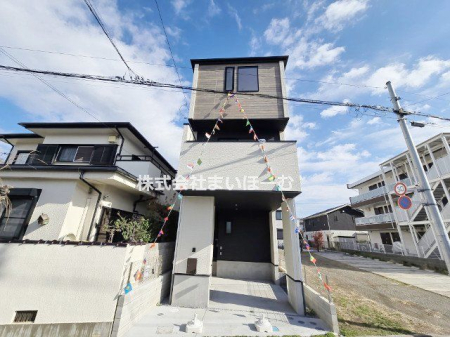 ��ʌ��������܎s�Y�a��_��1���ڂ̐V�z��ˌ��Ă̌��n�O�ώʐ^