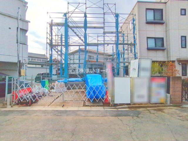 ��ʌ�����s���̉�1���ڂ̐V�z��ˌ��Ă̌��n�O�ώʐ^