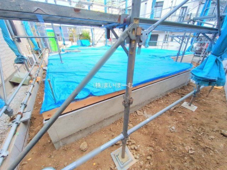 ��ʌ�����s���̉�1���ڂ̐V�z��ˌ��Ă̌��n�O�ώʐ^