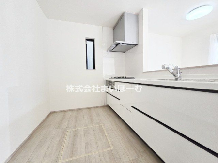 ��ʌ��˓c�s���2���ڂ̐V�z��ˌ��ẴL�b�`��