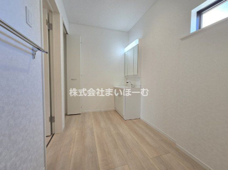 ��ʌ�����s��ؐ�4���ڂ̐V�z��ˌ��Ă̐��ʑ�E���ʏ�