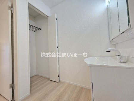 ��ʌ�����s��ؐ�4���ڂ̐V�z��ˌ��Ă̐��ʑ�E���ʏ�