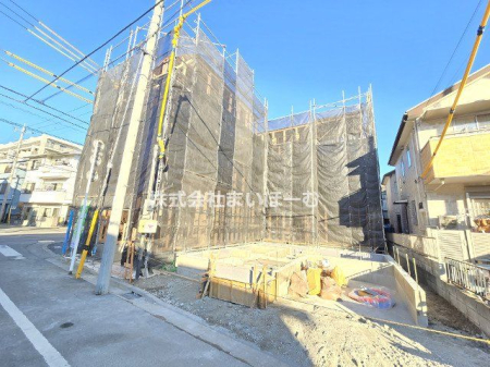 ��ʌ�����s����2���ڂ̐V�z��ˌ��Ă̌��n�O�ώʐ^