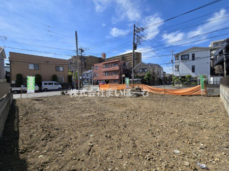 ��ʌ�����s����2���ڂ̐V�z��ˌ��Ă̌��n�O�ώʐ^