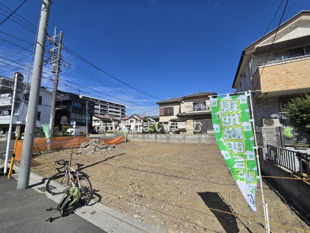 ��ʌ�����s����2���ڂ̐V�z��ˌ��Ă̌��n�O�ώʐ^