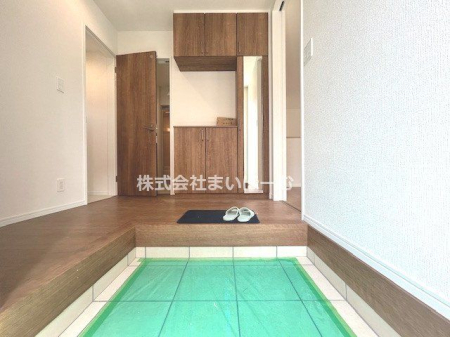 ��ʌ�����s�ŋ{���� �̐V�z��ˌ��Ă̌���