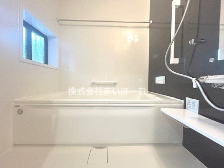 ��ʌ�����s��1���ڂ̐V�z��ˌ��Ă̗���