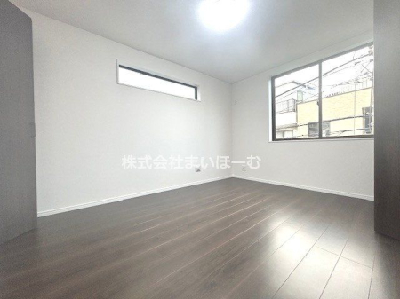 ��ʌ�����s��1���ڂ̐V�z��ˌ��Ă̂��̑�����