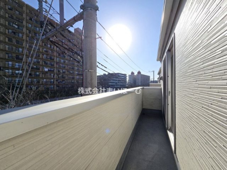 ��ʌ�����s��2���ڂ̒��È�ˌ��Ẵo���R�j�[