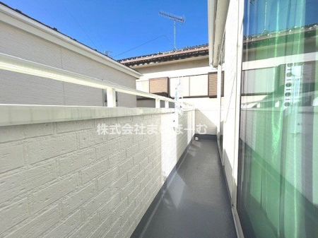 ��ʌ�����s������ �̐V�z��ˌ��Ẵo���R�j�[