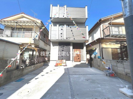 ��ʌ�����s�ŉ�3���ڂ̐V�z��ˌ��Ă̌��n�O�ώʐ^